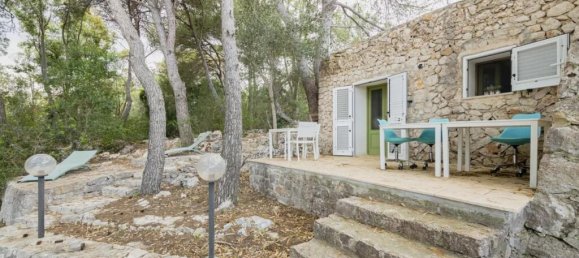 Villa de 7 dormitorios en Castro, Italy No. 329330 15