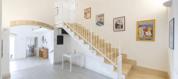 Villa de 7 dormitorios en Castro, Italy No. 329330 40