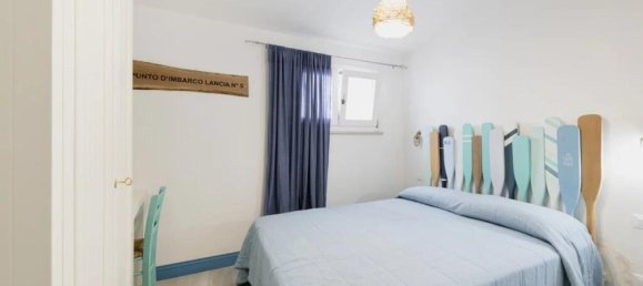 Villa de 7 dormitorios en Castro, Italy No. 329330 2