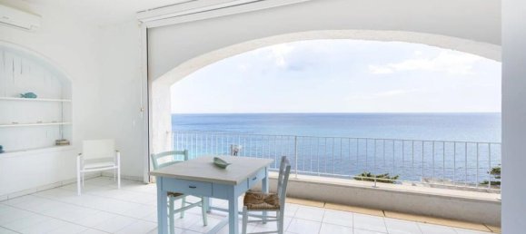 Villa de 7 dormitorios en Castro, Italy No. 329330 26