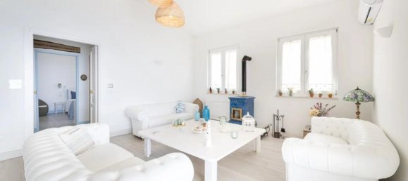 Villa de 7 dormitorios en Castro, Italy No. 329330 24