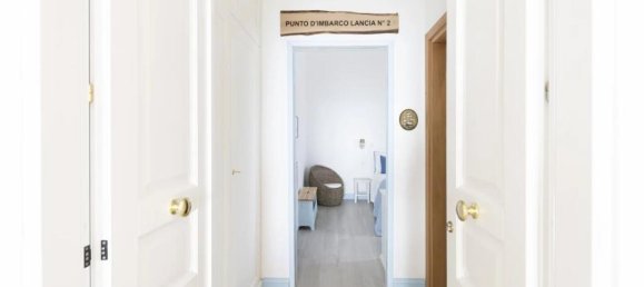 Villa de 7 dormitorios en Castro, Italy No. 329330 30