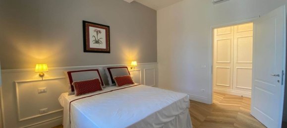 5 bedrooms Penthouse in Florence, Italy No. 347334 30