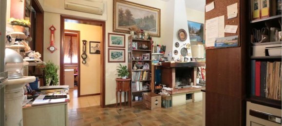 4-salle Maison à Carpi, Italy No. 297007 16