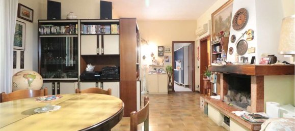 4-salle Maison à Carpi, Italy No. 297007 8