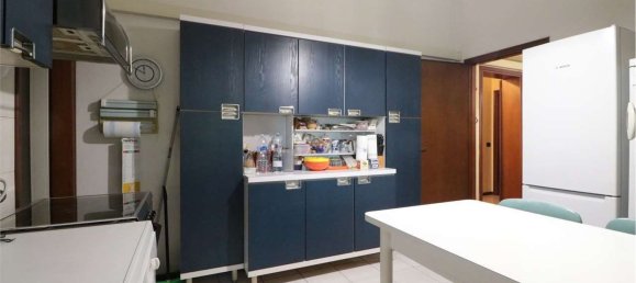 4-salle Maison à Carpi, Italy No. 297007 10