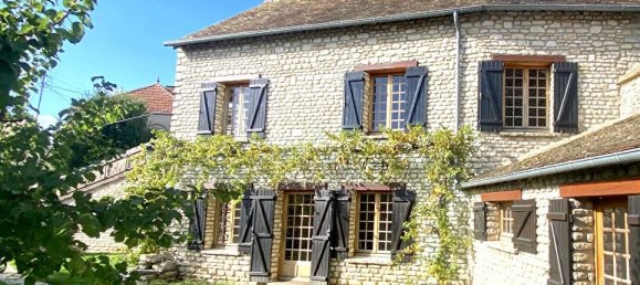 5 bedrooms House in Maule, France No. 163002 30