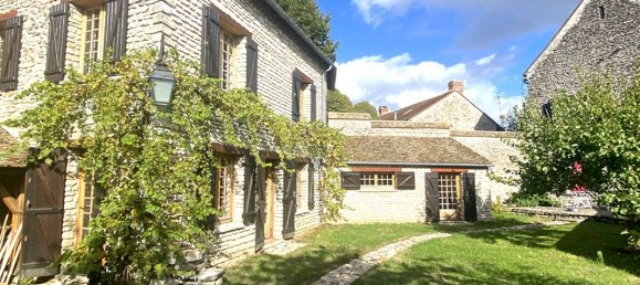 5 bedrooms House in Maule, France No. 163002 23