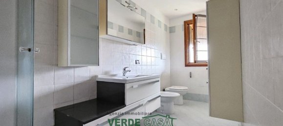3 rooms Apartment in San Zenone degli Ezzelini, Italy No. 60729 9