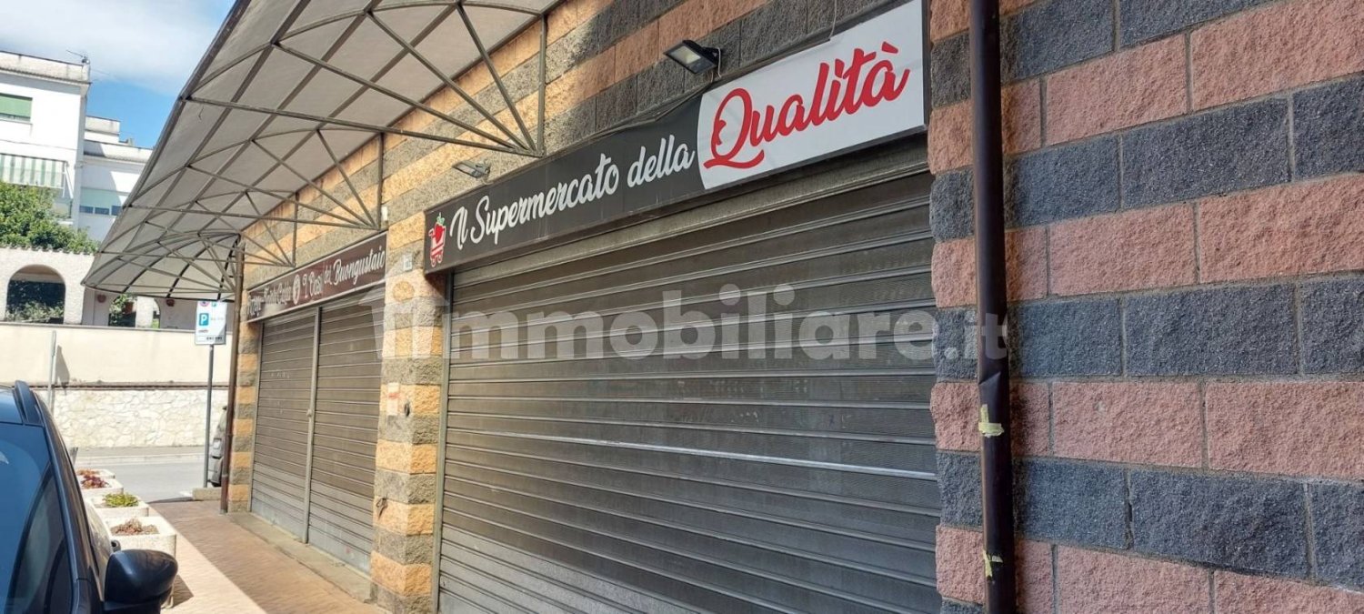 1-Zimmer Gewerbliche Immobilie in Fiano Romano, Italy, Nr. 147935