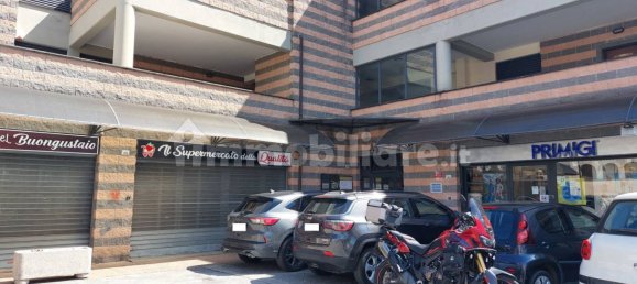 1-Zimmer Gewerbliche Immobilie in Fiano Romano, Italy, Nr. 147935 2