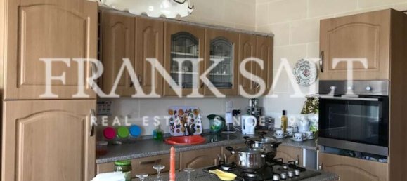 Apartamento de 3 dormitorios en Xlendi, Malta No. 5729 3