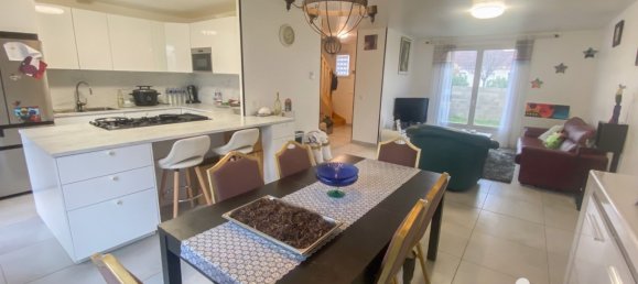 4-salle Maison à Château-Thierry, France No. 217006 17