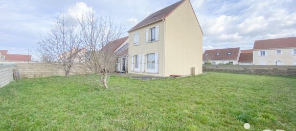 4-salle Maison à Château-Thierry, France No. 217006 2