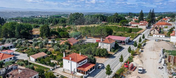 3 bedrooms House in Oliveira do Conde, Portugal No. 21444 16