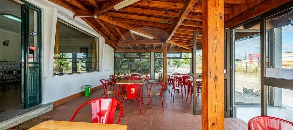 3 bedrooms House in Oliveira do Conde, Portugal No. 21444 45