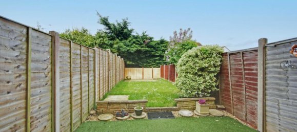 2 bedrooms House in Gloucester, United Kingdom No. 13725 8