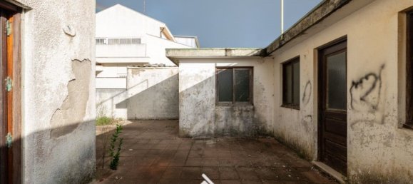 3 غرف نوم منزل في Sao Felix da Marinha, Portugal رقم 134779 23