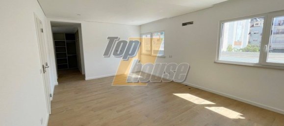 4 Schlafzimmer Haus in Costa da Caparica, Portugal, Nr. 225342 29