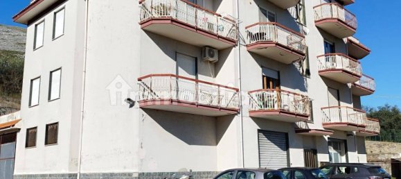 Imóvel comercial de 4 divisões em Formia, Italy N.º 342548 4