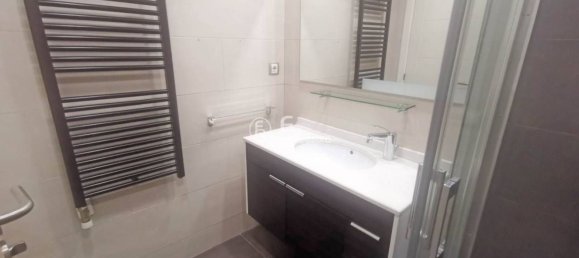 Apartamento de 3 dormitorios en Lérida, Spain No. 158434 2