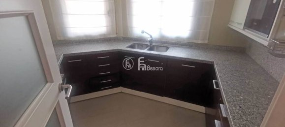 Apartamento de 3 dormitorios en Lérida, Spain No. 158434 6
