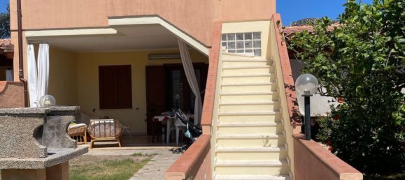 Apartamento de 2 habitaciónes en Sinnai, Italy No. 284002 3