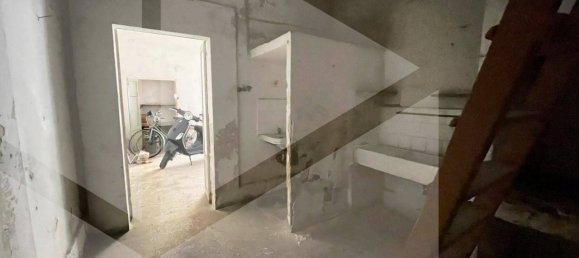 1-Zimmer Gewerbliche Immobilie in Corato, Italy, Nr. 17856 6