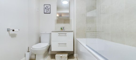 2 bedrooms House in Bordon, United Kingdom No. 13814 15