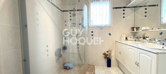 4 bedrooms House in Cugnaux, France No. 195121 16