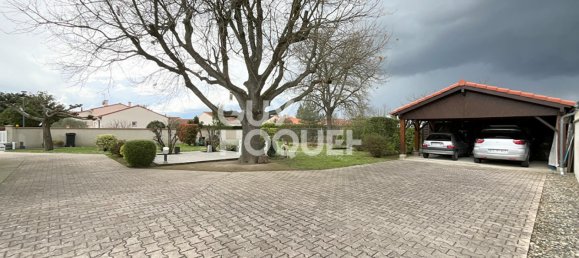 4 bedrooms House in Cugnaux, France No. 195121 9