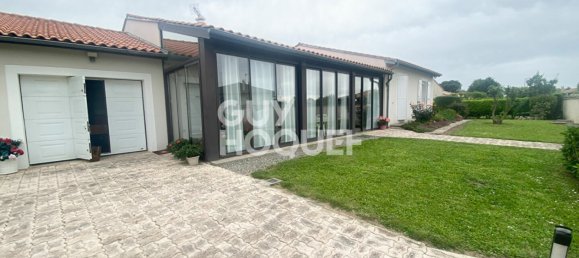 4 bedrooms House in Cugnaux, France No. 195121 3