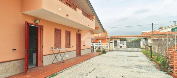 2 Schlafzimmer Haus in Cropani, Italy, Nr. 206302 2