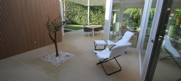 Villa de 4 dormitorios en Ragusa, Italy No. 360794 20