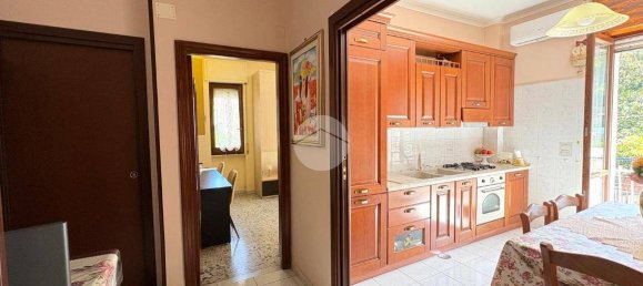 2 Schlafzimmer Wohnung in Castellammare di Stabia, Italy, Nr. 345903 4