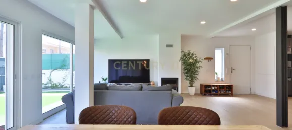 4 Schlafzimmer Villa in Cascais, Portugal, Nr. 137732 4