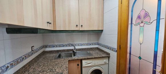 Apartamento de 2 dormitorios en Torrevieja, Spain No. 185608 14