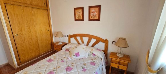 Apartamento de 2 dormitorios en Torrevieja, Spain No. 185608 17
