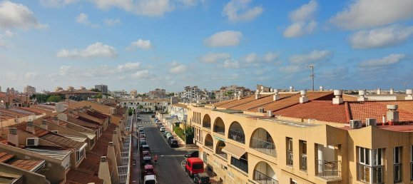 Apartamento de 2 dormitorios en Torrevieja, Spain No. 185608 22