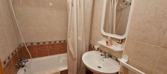 Apartamento de 2 dormitorios en Torrevieja, Spain No. 185608 20