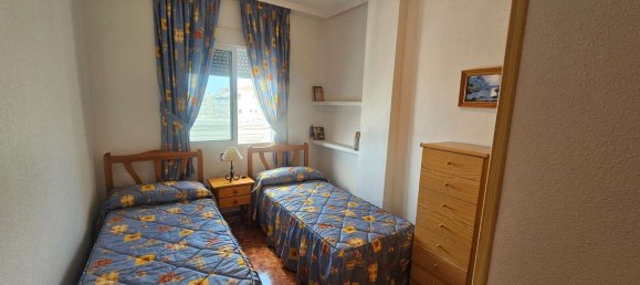Apartamento de 2 dormitorios en Torrevieja, Spain No. 185608 15