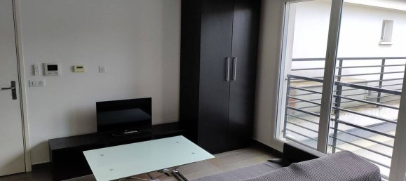 Estudio en Saint-Cloud, France No. 329378 8