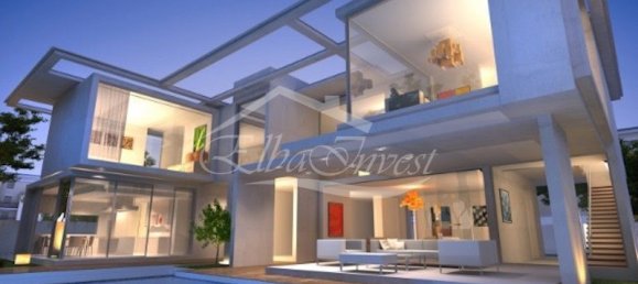 4 bedrooms House in Adeje, Spain No. 117465 3