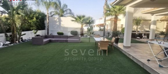 5 dormitorios adosado en venta en Larnaka, Cyprus № 26488 4