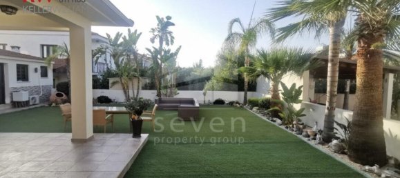 5 dormitorios adosado en venta en Larnaka, Cyprus № 26488 7
