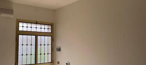 4 bedrooms Apartment in Ferrara, Italy No. 380733 17