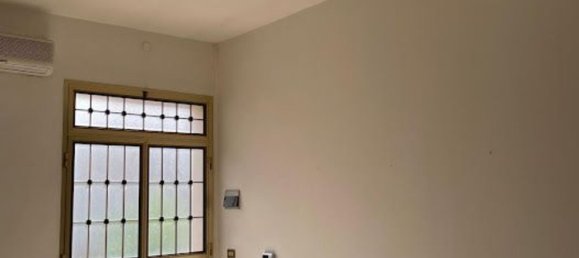 4 bedrooms Apartment in Ferrara, Italy No. 380733 13