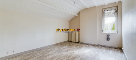 Casa de 4 dormitorios en Roye, France No. 54697 4