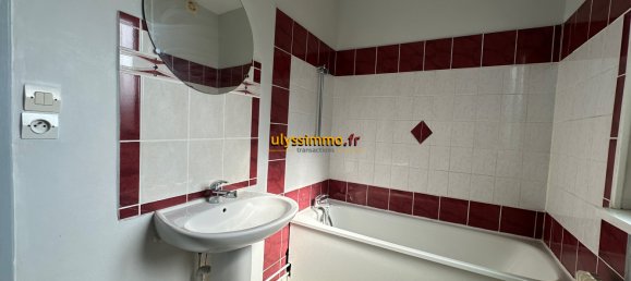 Casa de 4 dormitorios en Roye, France No. 54697 10