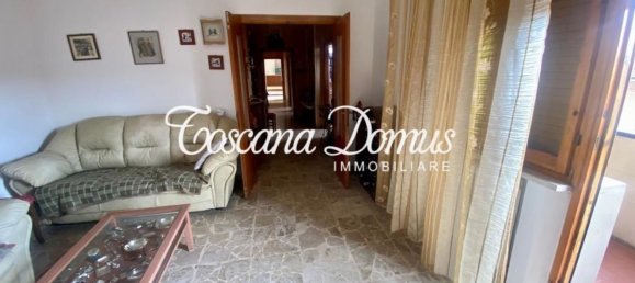 4 rooms Apartment in Monteriggioni, Italy No. 223394 2